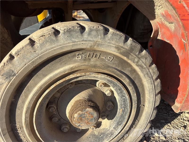 Toyota 7FGU20 3900 lb Cushion Tire Forklift Інше