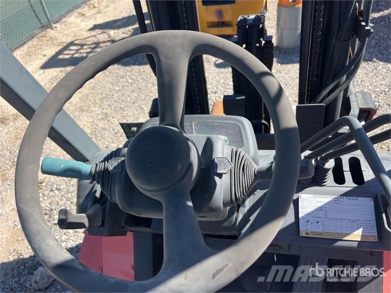 Toyota 7FGU25 Heftrucks overige