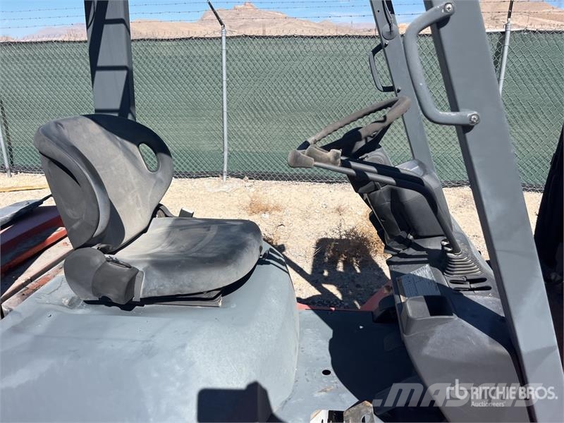 Toyota 7FGU25 Forklift (Inoperable) Targoncák-Egyéb