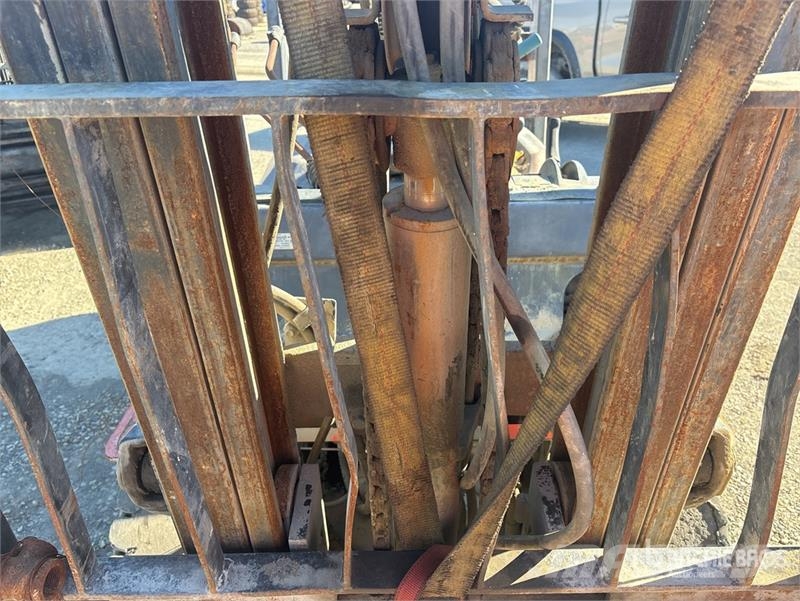 Toyota 7FGU30 5600 lb Cushion Tire Forklift 其他叉车