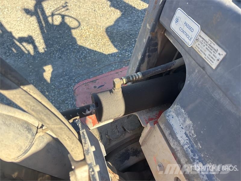 Toyota 7FGU30 5600 lb Cushion Tire Forklift 其他叉车