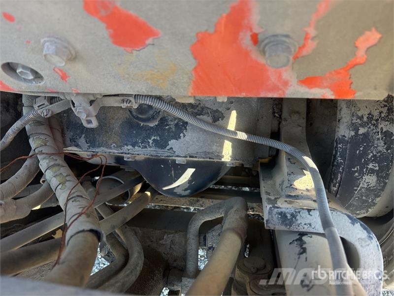 Toyota 7FGU30 5600 lb Cushion Tire Forklift 其他叉车