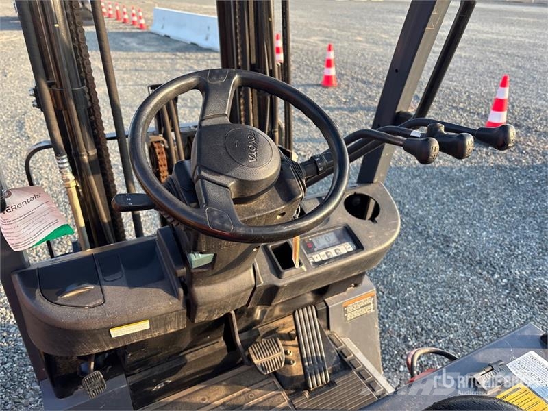Toyota 8FBCU25 Elektriske trucker