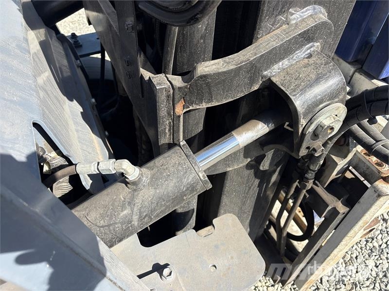 Toyota 8FBCU30 4300 lb Cushion Tire Forklift Gaffeltrucker - Annet