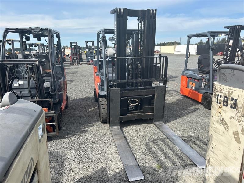 Toyota 8FCG55U 10850 lb Cushion Tire Forklift 그 외 지게차