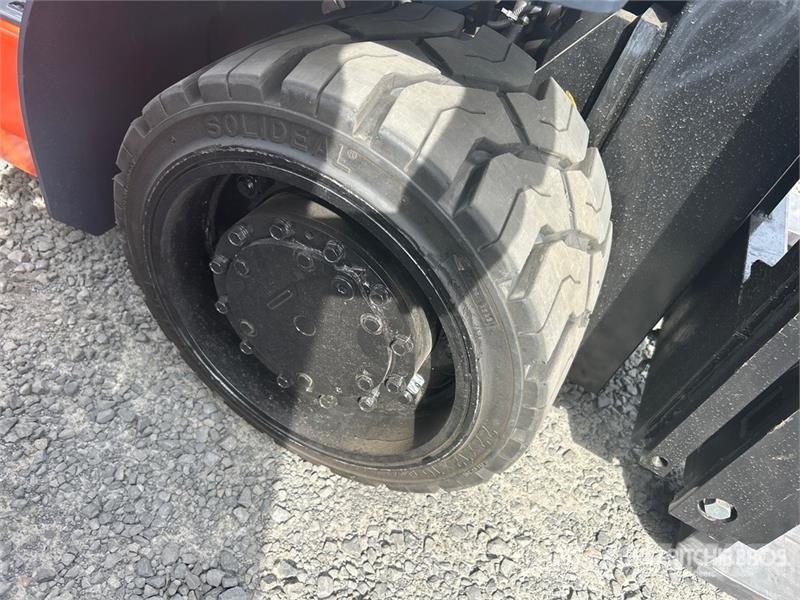 Toyota 8FCG55U 10850 lb Cushion Tire Forklift 그 외 지게차