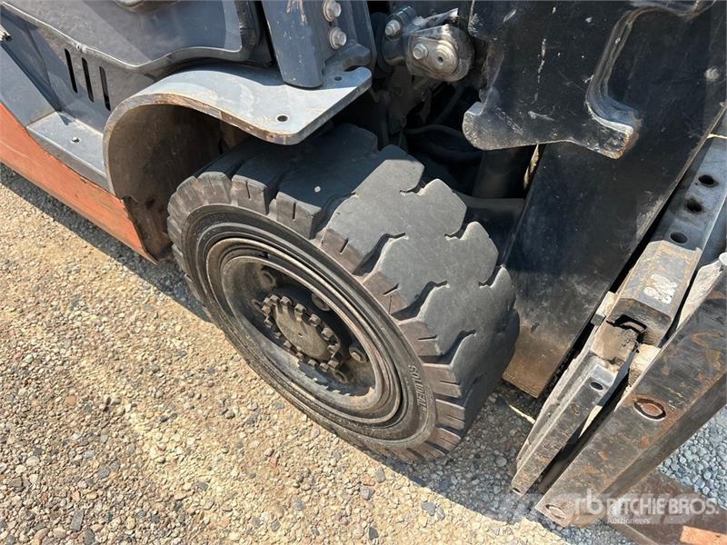 Toyota 8FG35U شاحنات ذات رافعات شوكية - أخرى