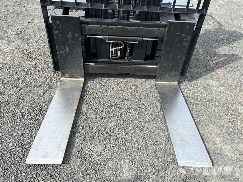 Toyota 8FGC70U 13300 lb Forklift 그 외 지게차