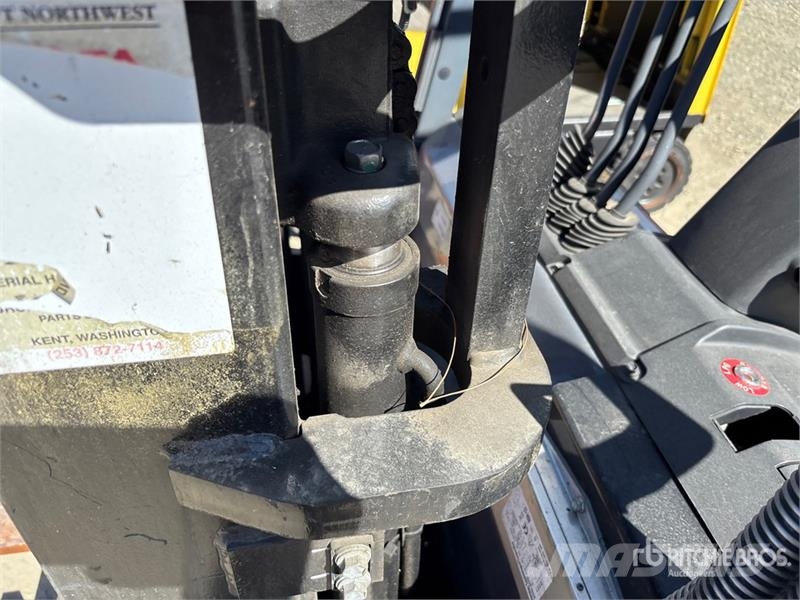 Toyota 8fGCU20 4000 lb Cushion Tire Forklift 堆高機(叉車)-其他