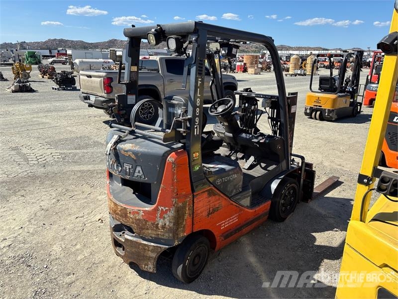 Toyota 8fGCU20 4000 lb Cushion Tire Forklift 堆高機(叉車)-其他