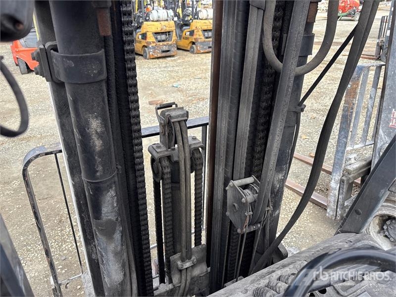 Toyota 8FGU25 IC 2600 lb Cushion Tire Forklift Другие складские механизмы