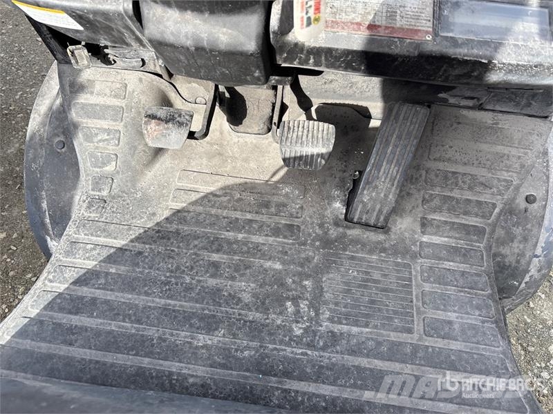 Toyota 8FGU25 IC 2600 lb Cushion Tire Forklift Другие складские механизмы