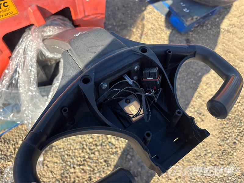 Toyota 8HBW23 شاحنة يدوية بمنصة نقالة