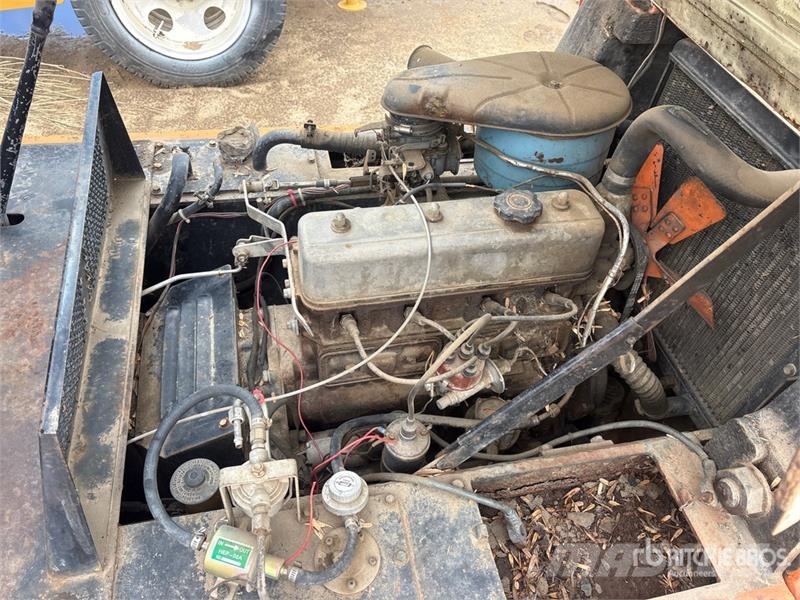 Toyota FG-25 5000 lb Pneumatic Tire Forklift Other