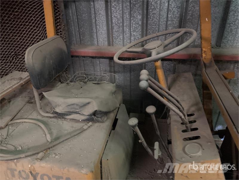 Toyota FGC-15 Forklift Інше