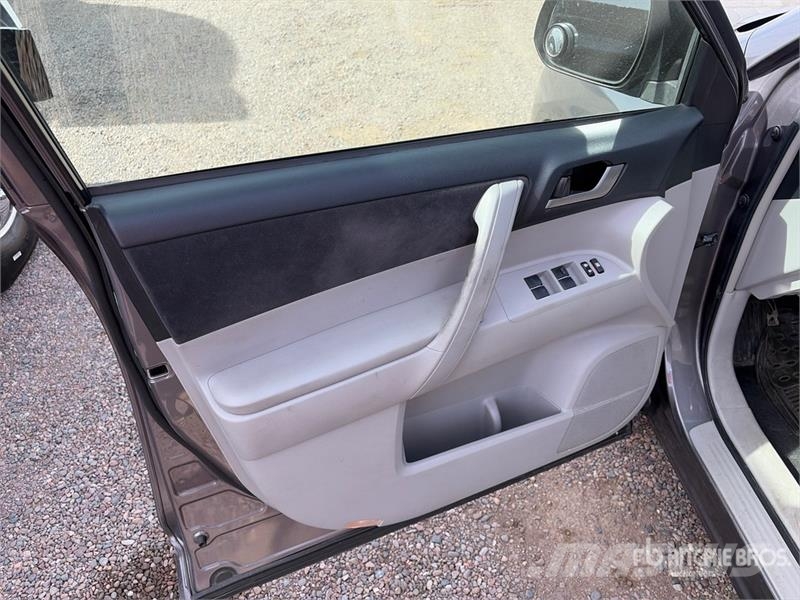 Toyota Highlander Personbiler