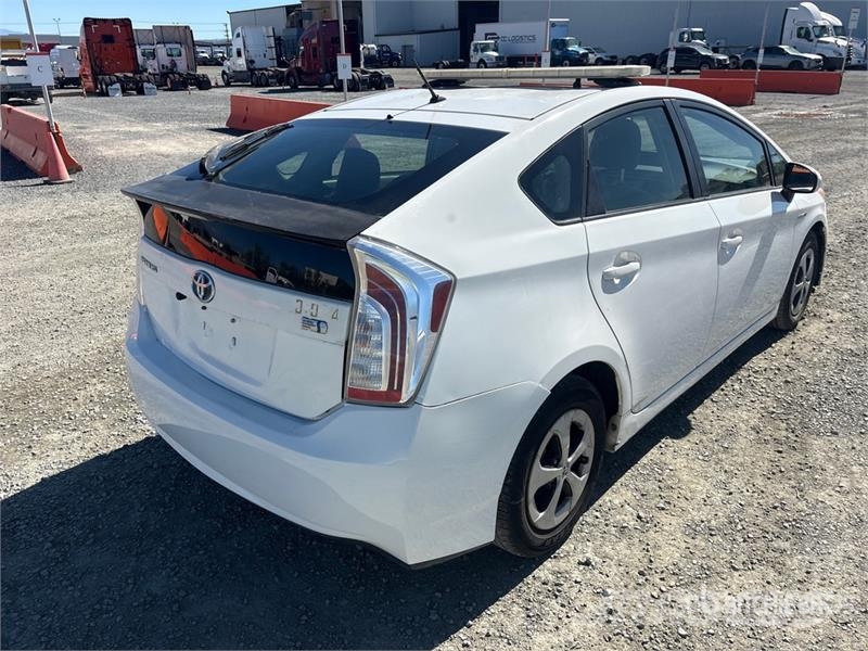 Toyota Prius Hybrid Automobile Cars