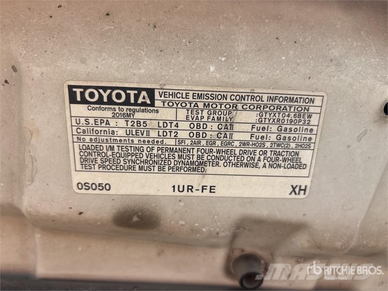 Toyota Tundra 4x2 Extended Cab Pickup Прочие фургоны