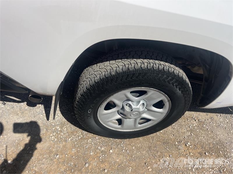 Toyota Tundra 4x2 Extended Cab Pickup Egyéb
