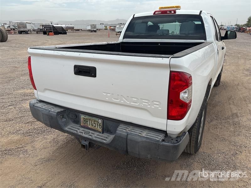 Toyota Tundra 4x2 Extended Cab Pickup Прочие фургоны