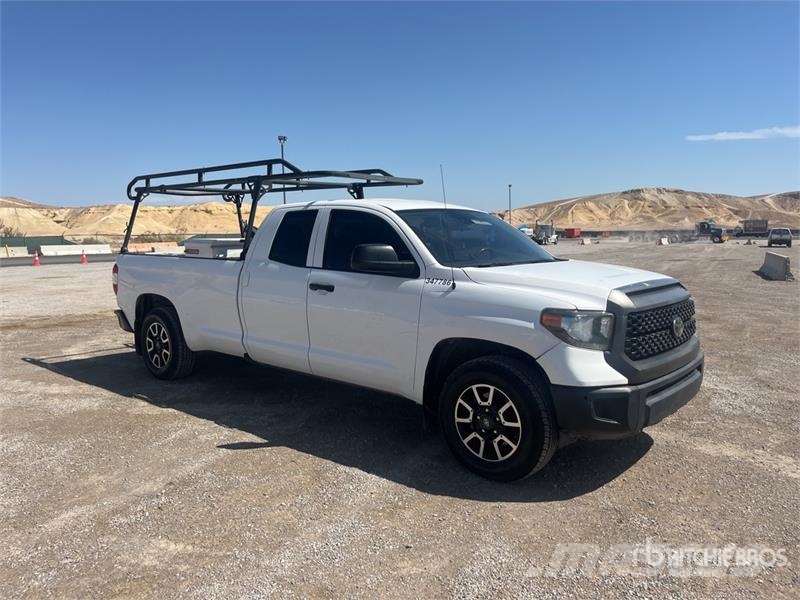 Toyota Tundra 4x2 Extended Cab Pickup Egyéb