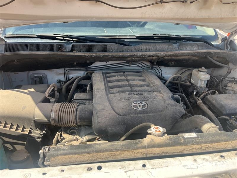 Toyota Tundra 4x2 Extended Cab Pickup Egyéb