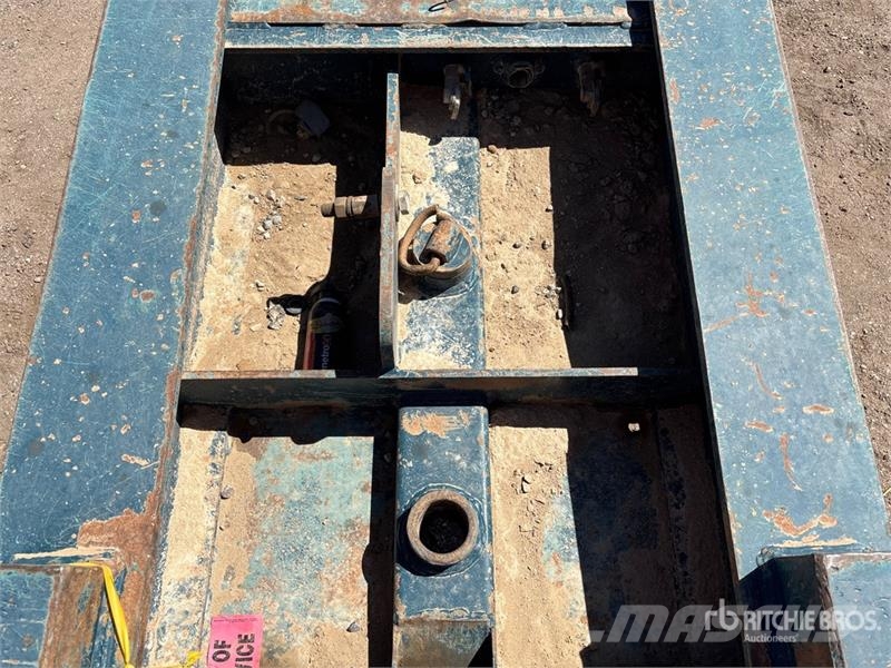 Trail-Eze 45 ft Five/Axle Flatbed Oilfield Trailer Processutrustning