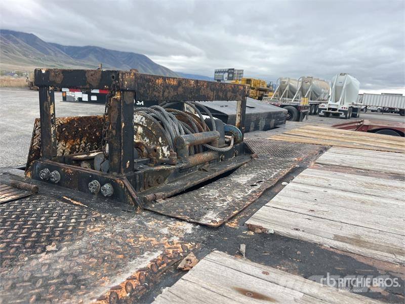 Trail-Eze DLX30TC4 48 ft T/A Sliding Axle Trailer Низкорамные прицепы
