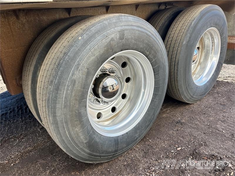 Trail King LD2-4278-54 42 ft T/A Aluminum Live Bottom Trailer Semi-reboques de piso móvel