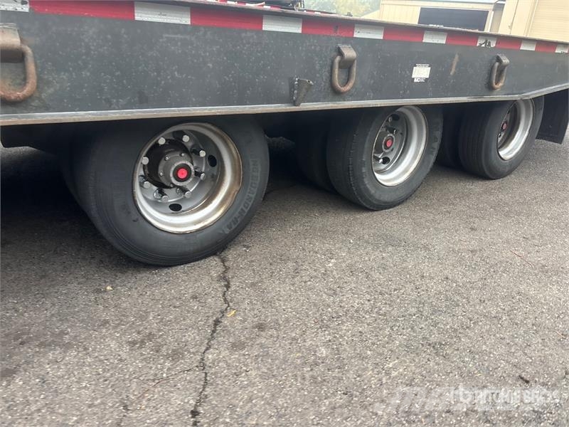 Trail King TK110SA-483 35 ton 48 ft Tri/A Sliding Axle Traile لوادر منخفضة