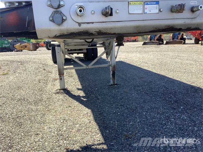 Trail King TK60SSD 35 ft 8 in Tri/A A-Train Lead Side Dump Tr Kiper prikolice