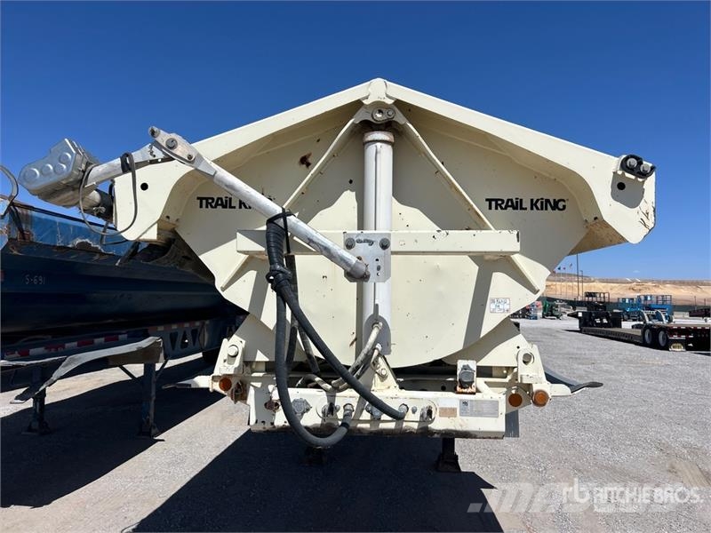 Trail King TK60SSD-392 34 ft T/A Side Dump Trailer Самосвали