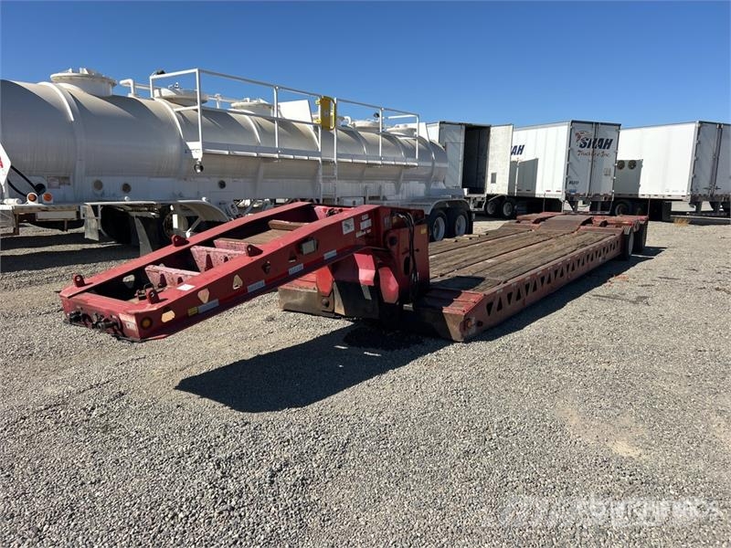 Trail King TK88HDGE-444 16-Wheel Expandable Axle Removable Go Нискотоварачи
