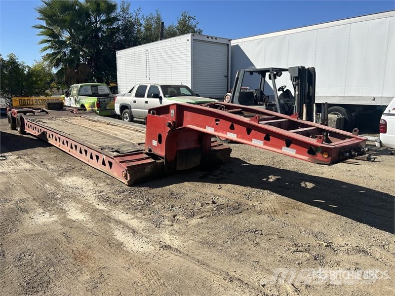 Trail King TK88HDGE-444 T/A Expandable Axle Removable Goosene Niski utovarivači