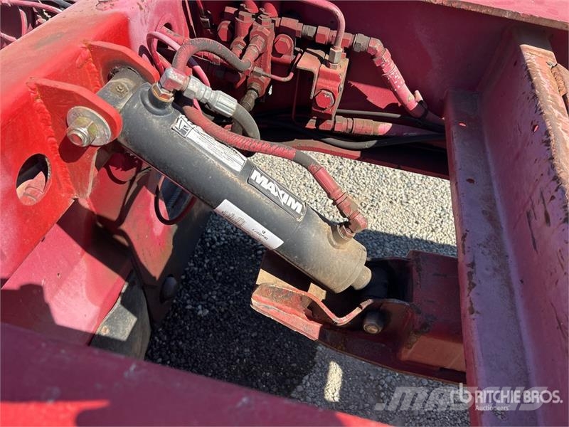 Trail King TK88HDGE-444 16-Wheel Expandable Axle Removable Go Нискотоварачи