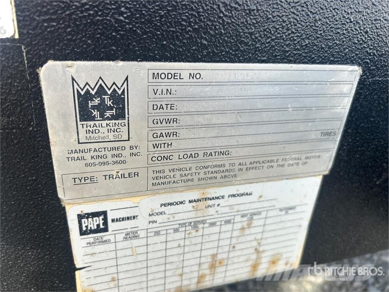 Trail King TKT12U 20 ft T/A Tilt Deck Trailer Dieplader