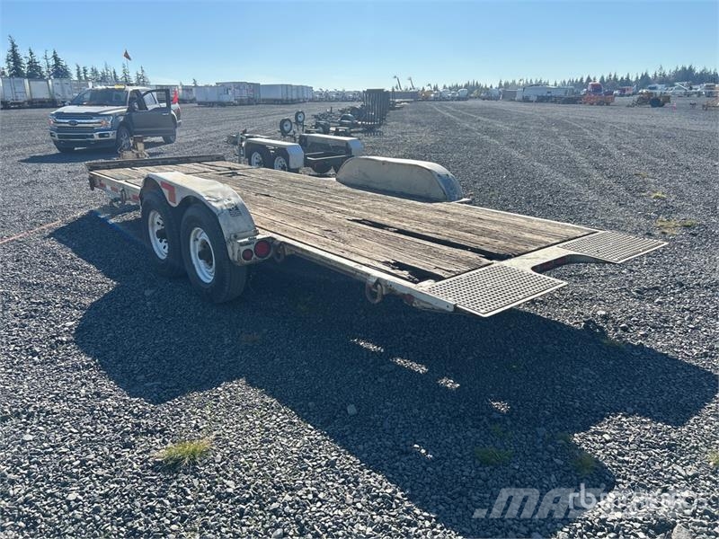 Trail King TKT12U-202 21 ft T/A Tilt Deck Trailer Zemie treileri