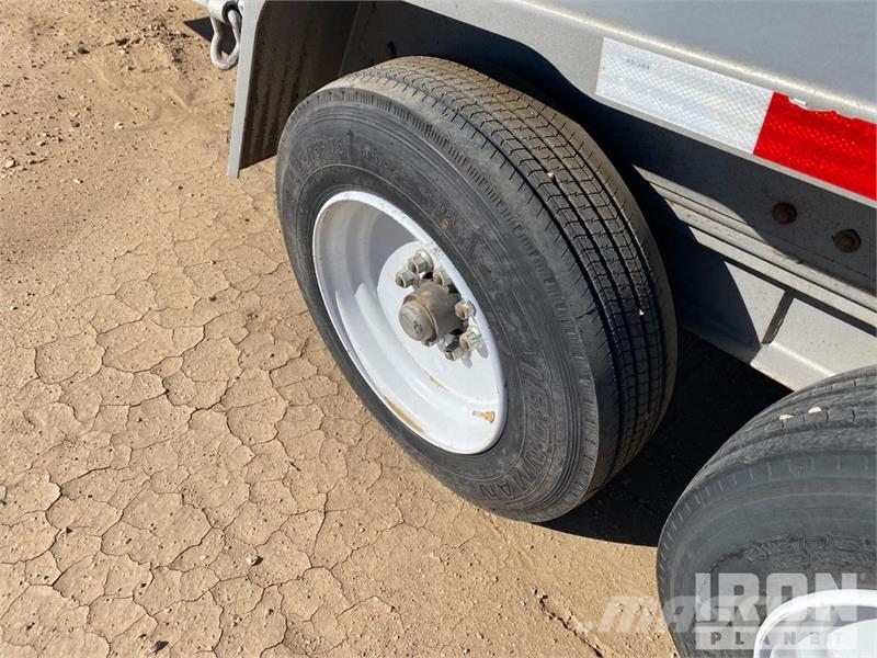 Trail King TKT14U 22 ft T/A T/A Tilt Deck Trailer Nizki nakladalci