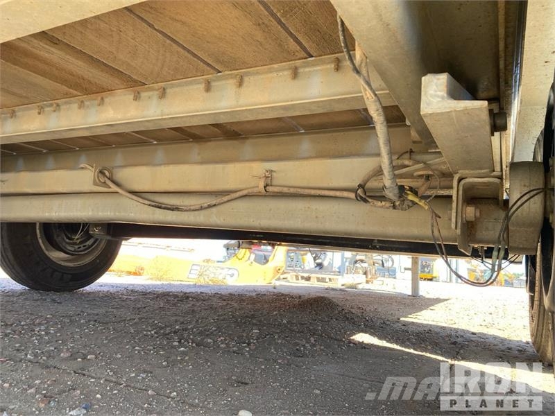 Trail King TKT14U 22 ft T/A T/A Tilt Deck Trailer Nizki nakladalci