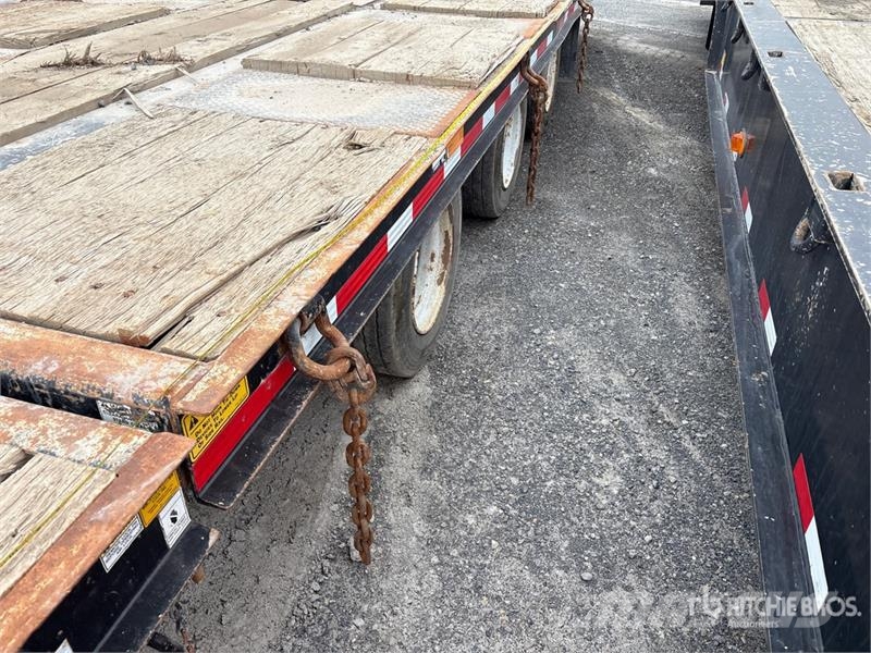 Trail King TKT60LP 18000 lb 35 ft Tri/A Tilt Deck Trailer 低架裝載車
