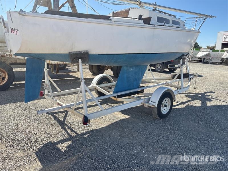 Trail-Rite 12 ft S/A Boat Trailer 건설 장비 - 기타