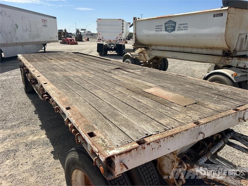 Trailmobile 24 ft T/A Spread Axle Flatbed Trailer Flatbed/Dropside trailers