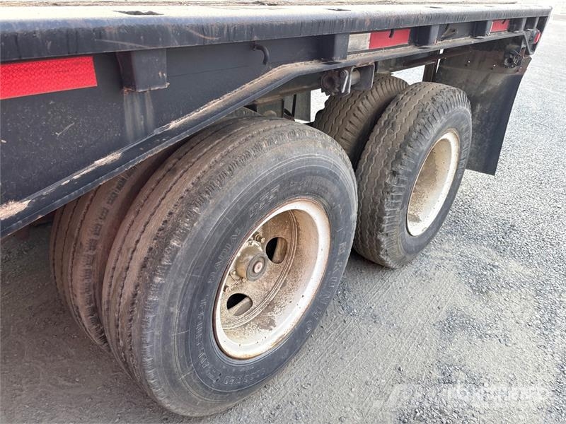 Trailmobile 45 ft T/A Flatbed Trailer Flatbed/Dropside trailers