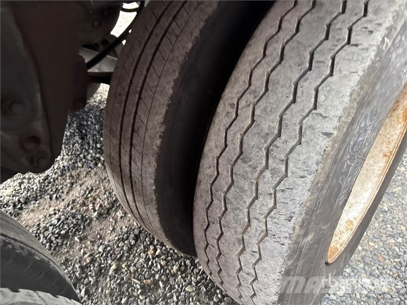 Trailmobile 53 ft T/A Van Trailer Prikolice sa sandukom