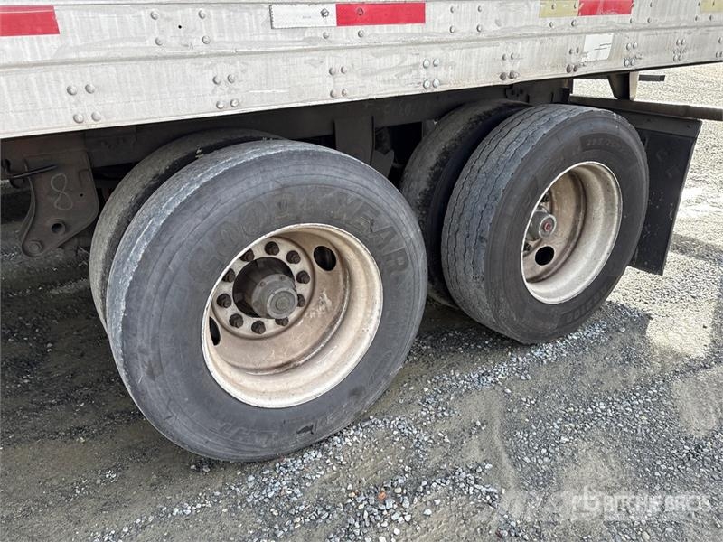 Trailmobile 53 ft x 102 in T/A Van Trailer Umpikoriperävaunut