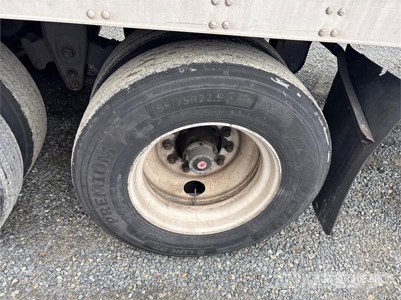 Trailmobile 53 ft x 102 in T/A Van Trailer 箱體拖車