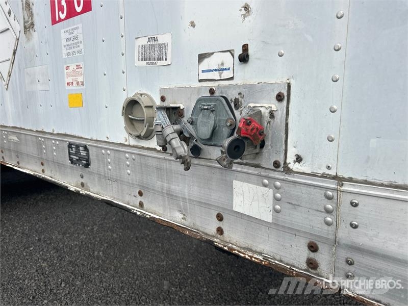 Trailmobile 53 ft x 102 in T/A Van Trailer Furgons