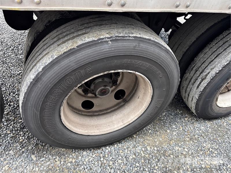 Trailmobile 53 ft x 102 in T/A Van Trailer 箱體拖車