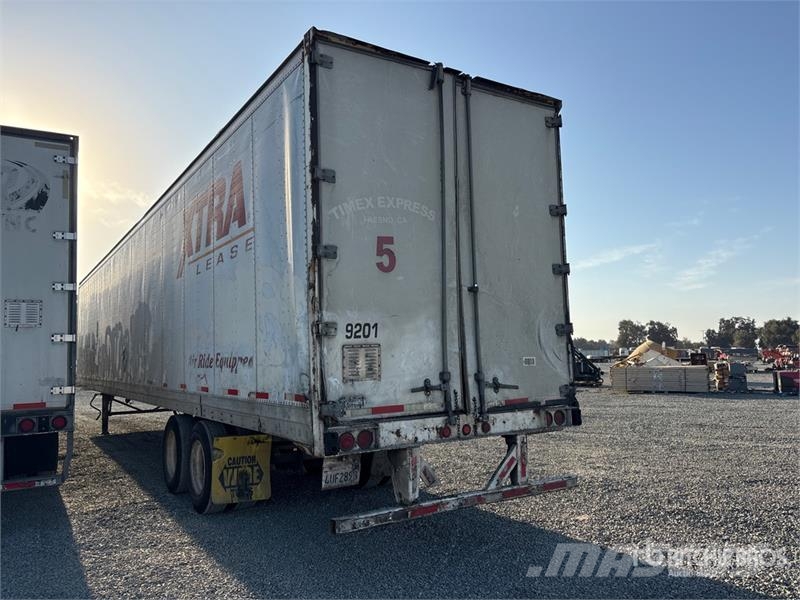 Trailmobile 53 ft x 102 in T/A Van Trailer Furgons