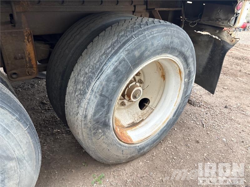 Trailmobile A11A-1SAU 39 ft T/A Van Trailer Prikolice zabojniki